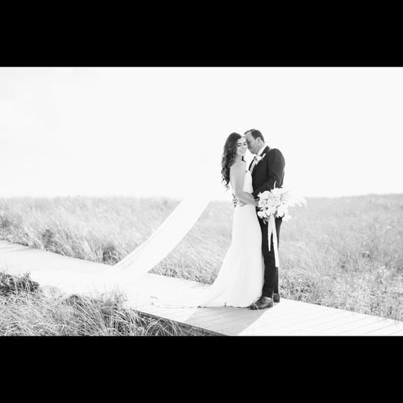 Cathedral Length Veil 👰🏻‍♀️ - Picture 5 of 6